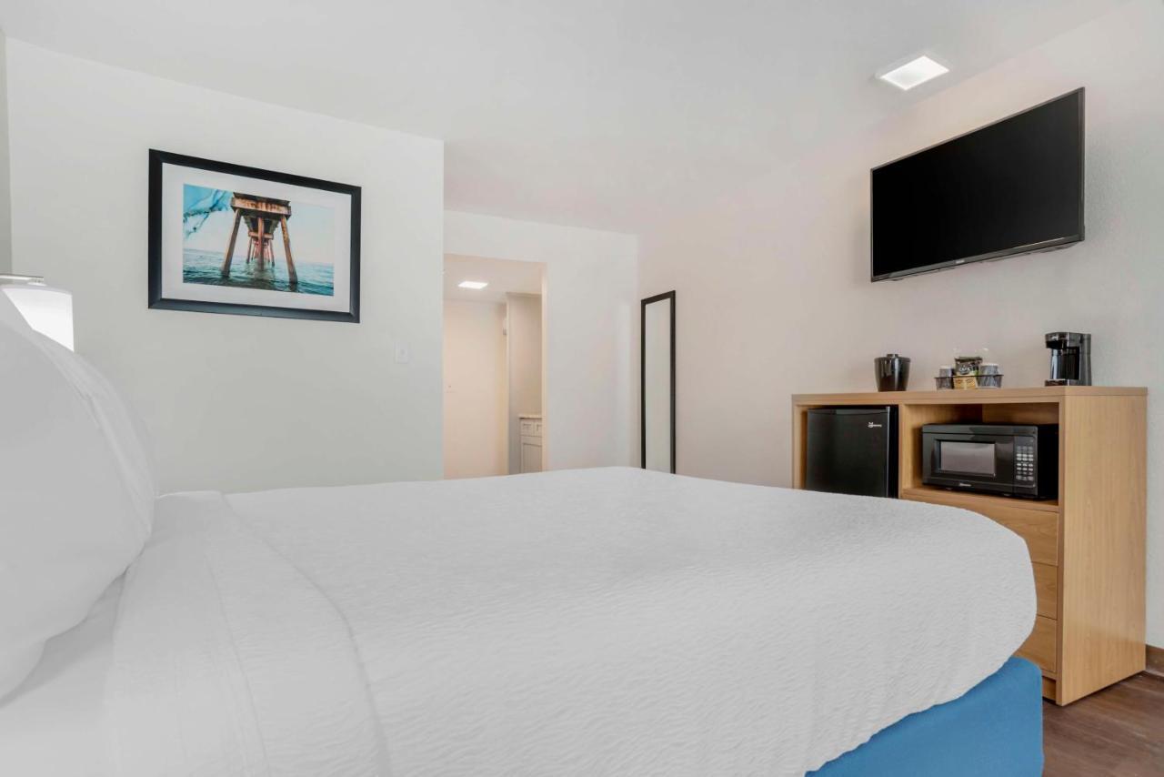 Chateau Beachfront Hotel, A By The Sea Resort Panama City Beach Exterior foto