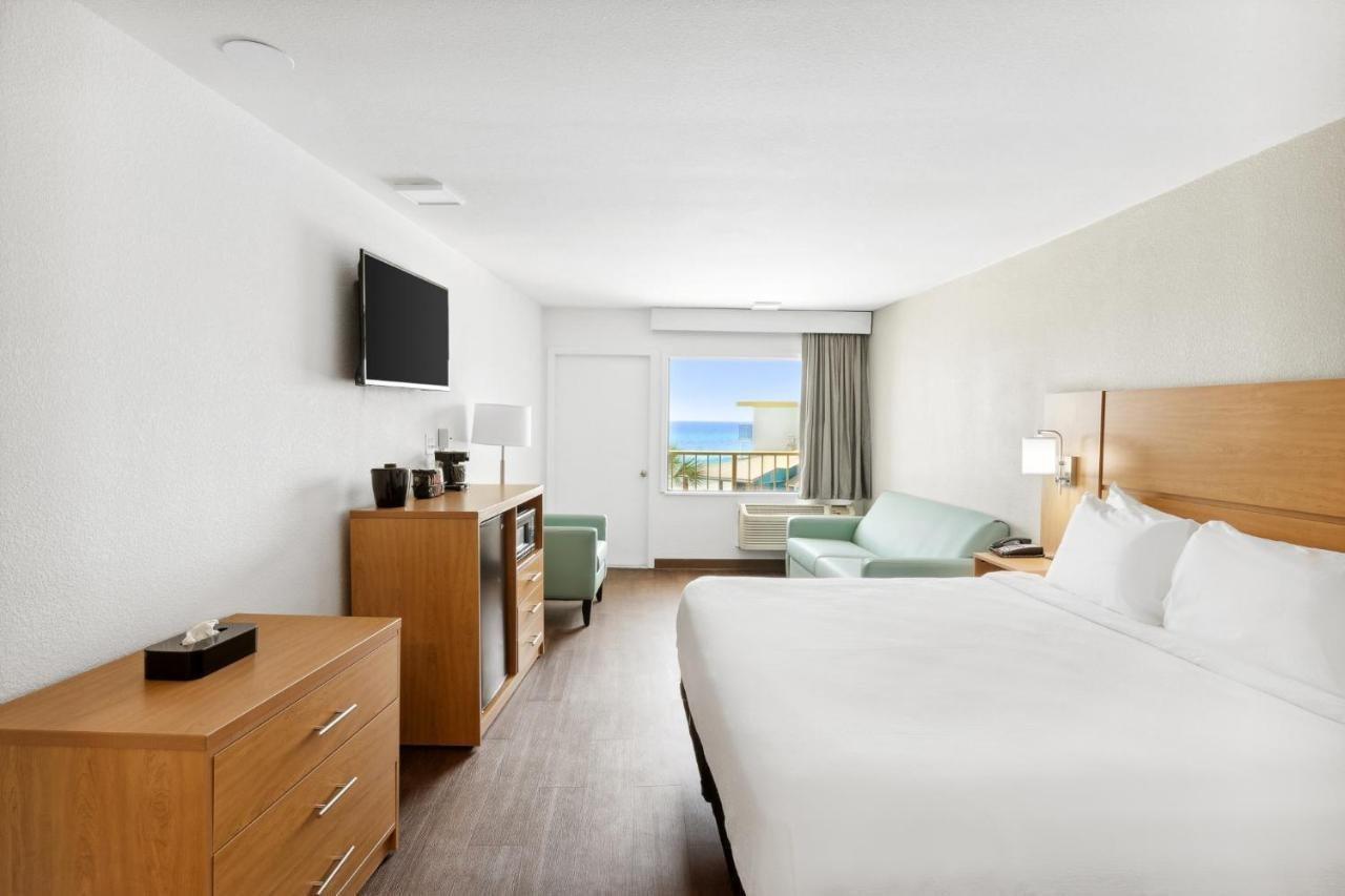 Chateau Beachfront Hotel, A By The Sea Resort Panama City Beach Exterior foto