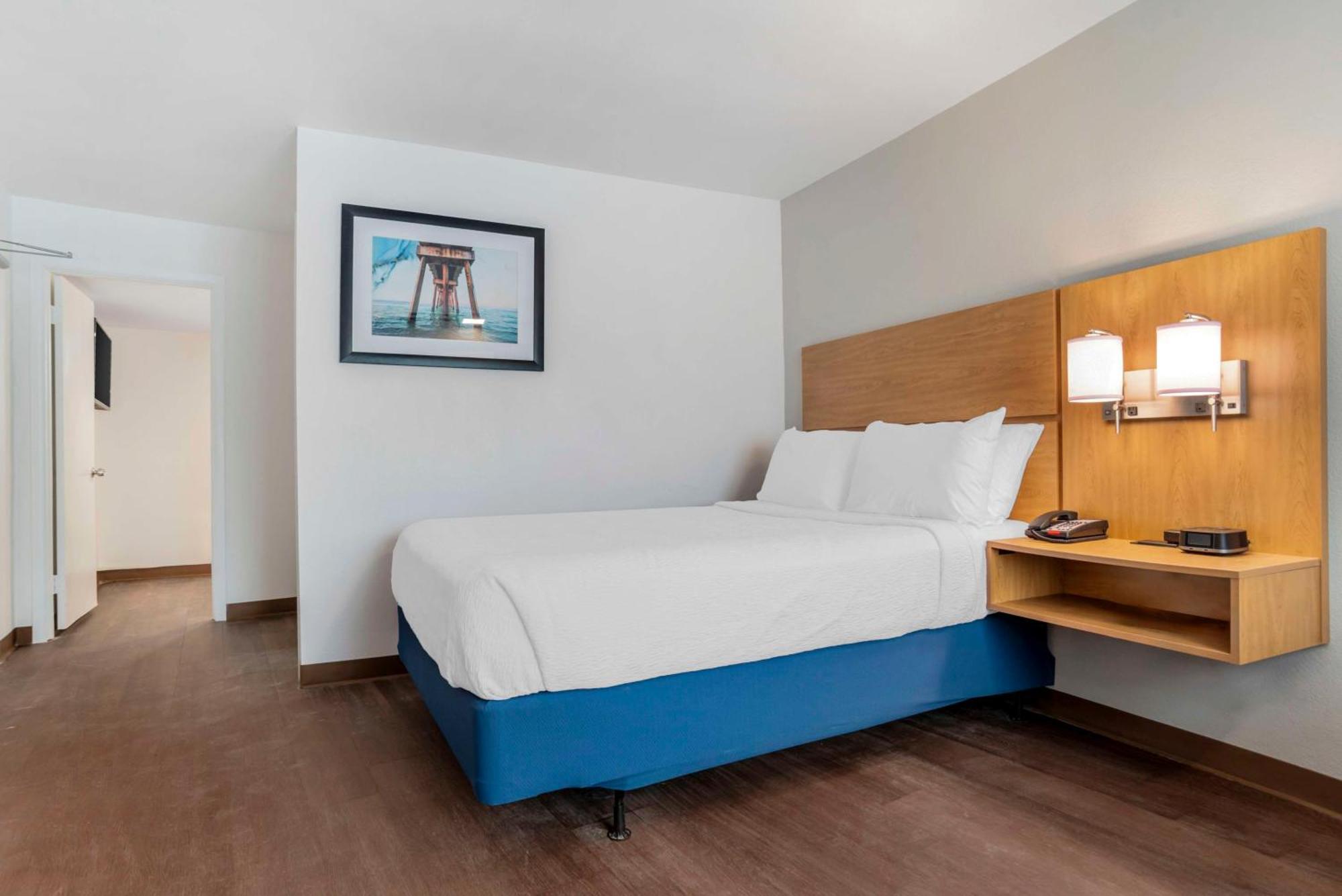 Chateau Beachfront Hotel, A By The Sea Resort Panama City Beach Exterior foto